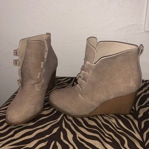 Rhodes Booties Sz 8.5 NEW Ankle Boots Wedge Camel